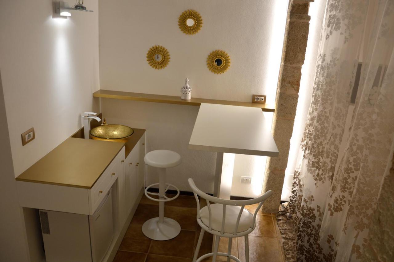 Gold White Exclusive House Hotel Polignano a Mare Exterior photo